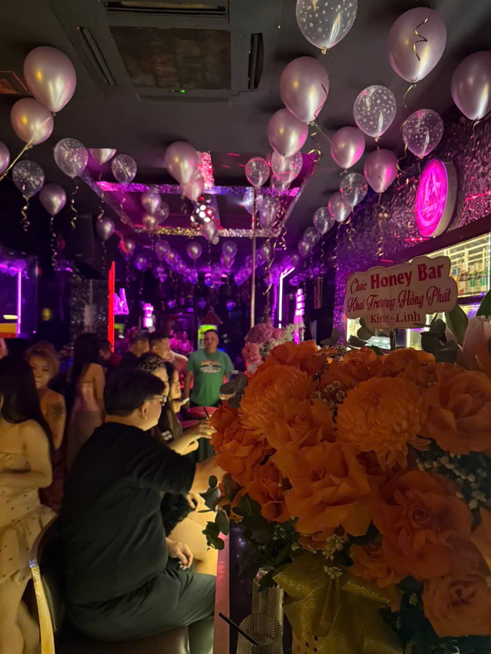 Honey Bar interior atmosphere